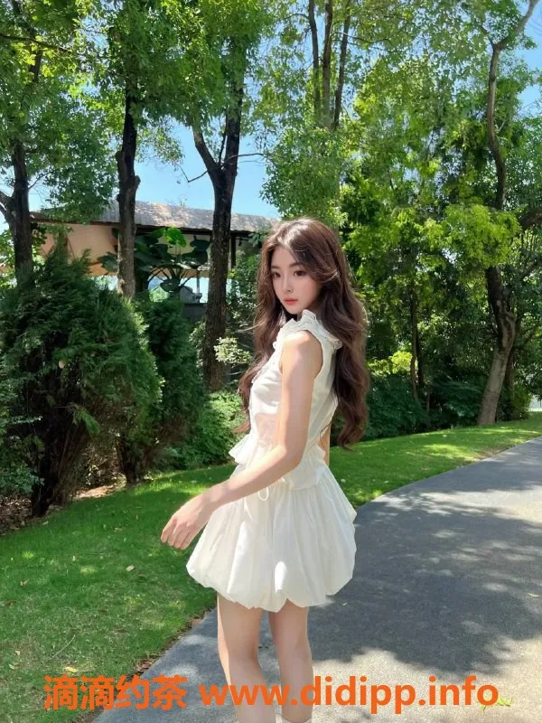 北京楼凤-江思颖：朝阳三里屯蜜桃臀高情商服务