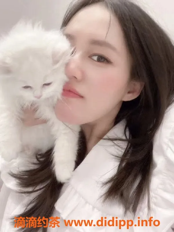 成都spa会所-武侯区茶久，服务态度极佳的性感美眉