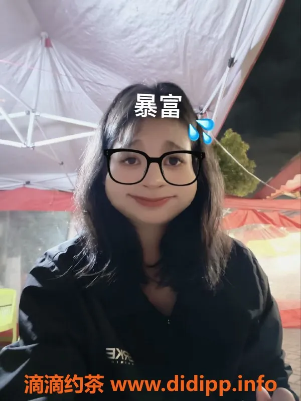 昆明楼凤资源信息,五华区不白，600元陪浴+口交服务