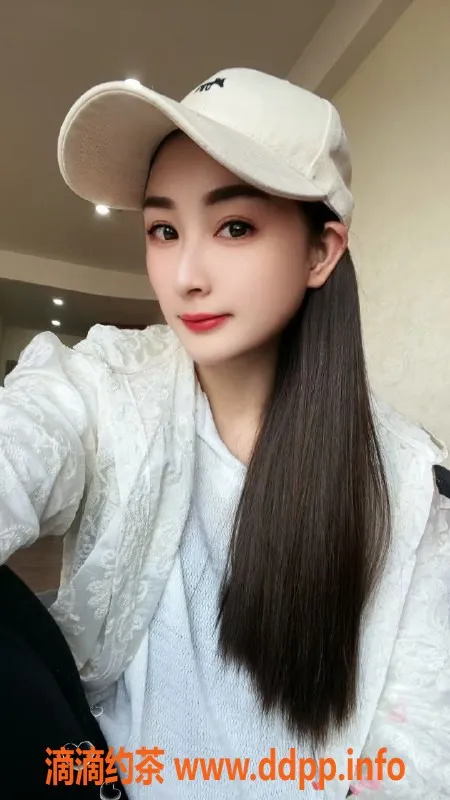 成都楼凤-武侯区贝瑶，身材7分，服务10分的少妇车推荐