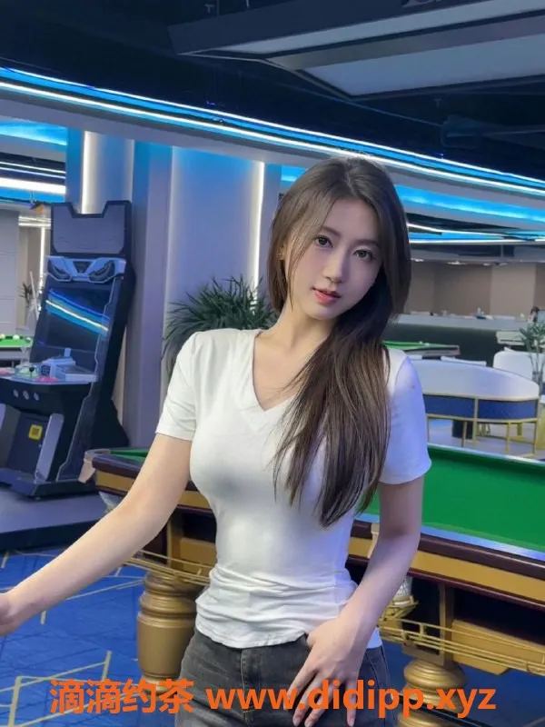 深圳楼凤-深圳地铁口快餐服务-豆豆，每天更新