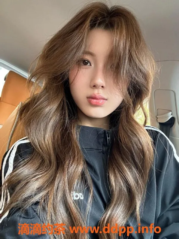 深圳楼凤-深圳地铁口快餐服务-豆豆，每天更新