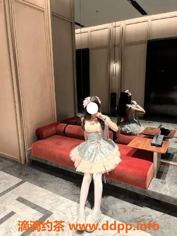 郑州楼凤资源信息,二七区依依学姐，18岁165cm，舒适服务体验