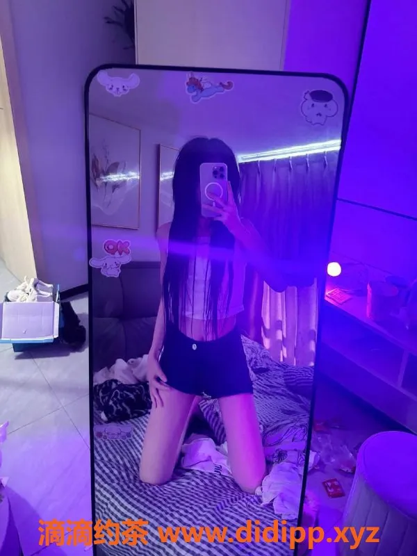 成都楼凤-憨憨，武侯区嫩妹，158cm，95斤，强烈推荐！