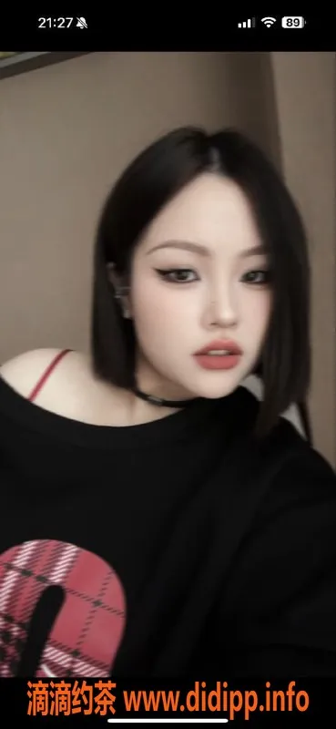 成都楼凤-金牛区媛媛，身材火辣，大奶嫩妹服务真实体验