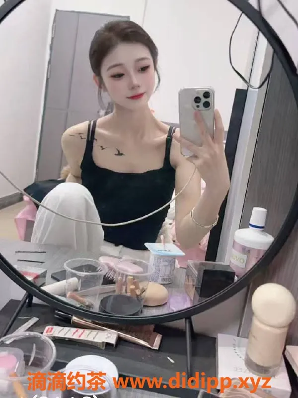 北京楼凤-朝阳嫩妹安安，18岁冷白皮，1500元畅享服务