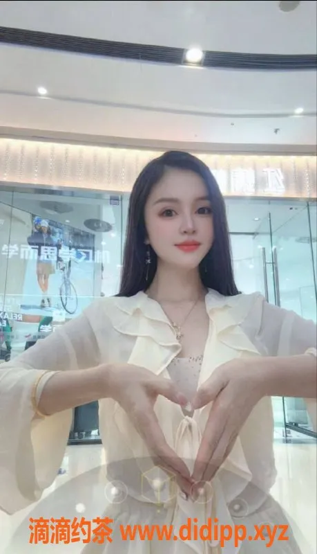 郑州楼凤-金水区小野，28岁娇媚女孩，49斤激情服务