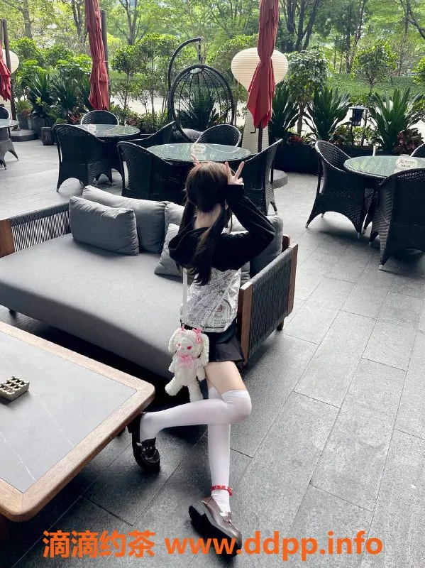 郑州楼凤-二七区兔兔🐰，18岁活泼可爱，45分钟仅8元