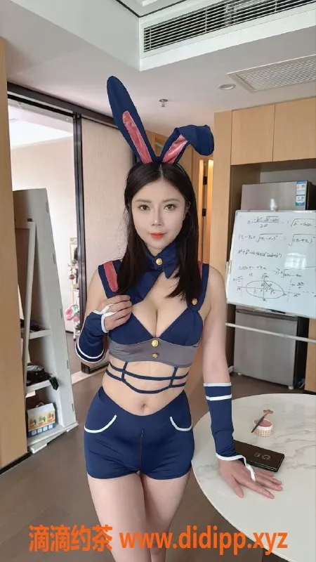 成都楼凤-武侯区千夏，少妇车服务，价格5/8