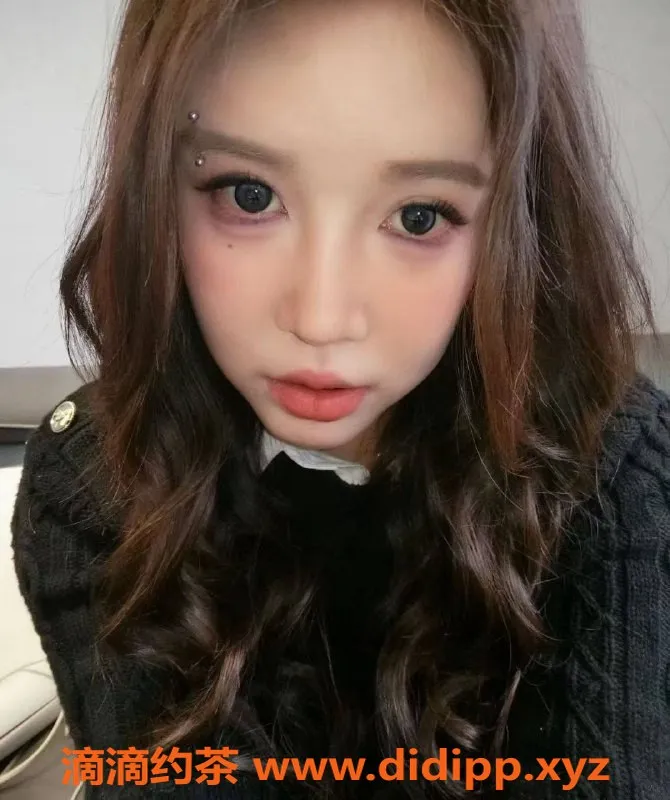 宁波楼凤资源信息,余姚冰冰23岁，3000元夜场调情服务