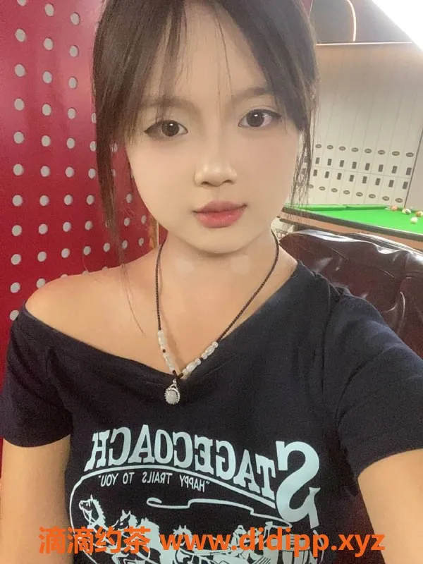 重庆楼凤-渝北小鹿，18岁C罩杯 美女兼职，166/55kg