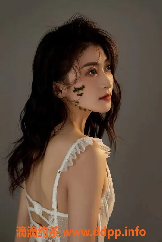 成都楼凤-武侯区#米彩 160身高，敏感御姐服务体验