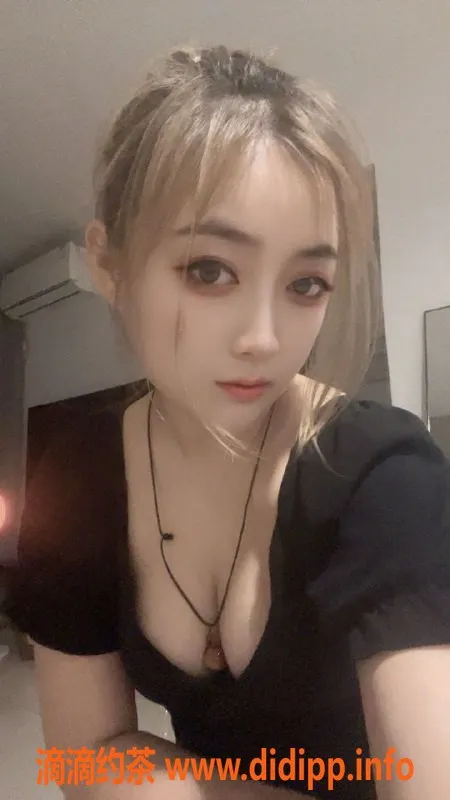 南昌楼凤-高新御姐苏苏，170cm/53kg，26岁魅惑服务