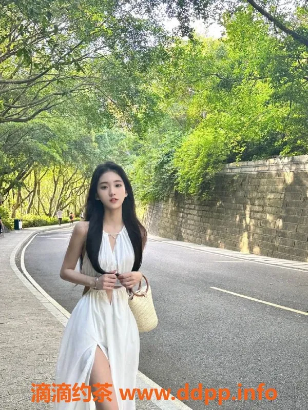 广州楼凤-广州天河19岁甜妹嘉茉，身高164，茶水费600元起