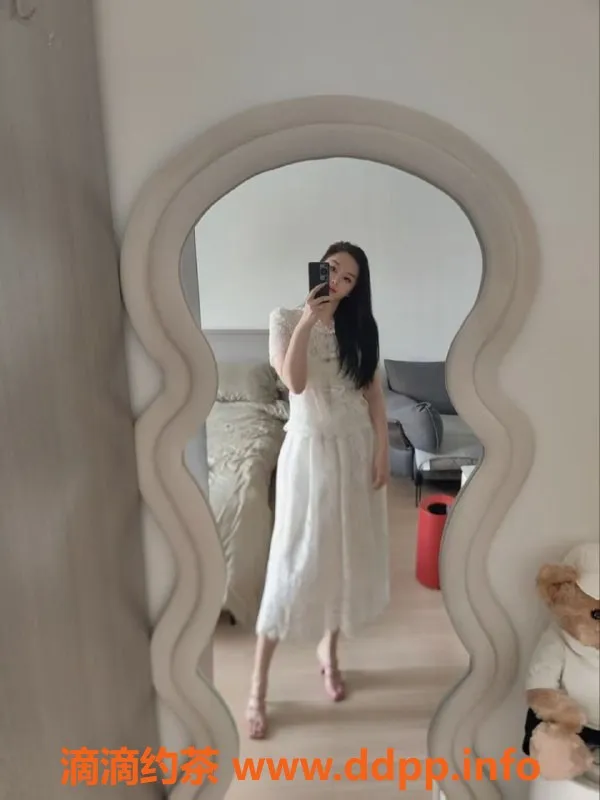 深圳楼凤-宝安沙井30岁美女，34C身材，800元起服务