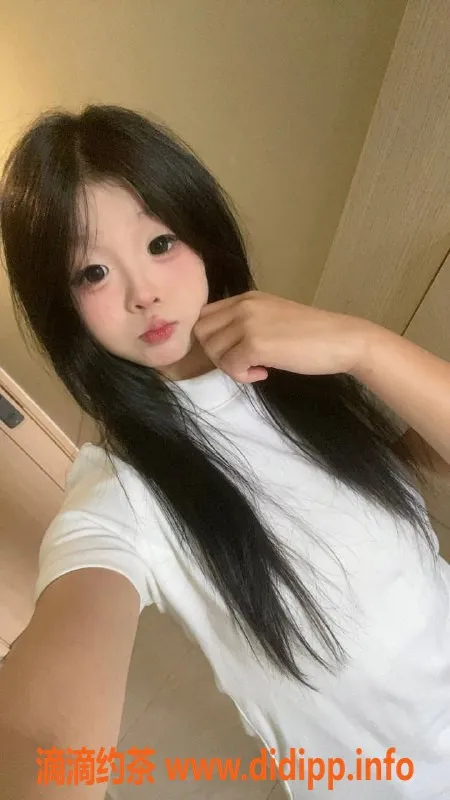 广州楼凤-金沙州小白08嫩妹，600元体验服务