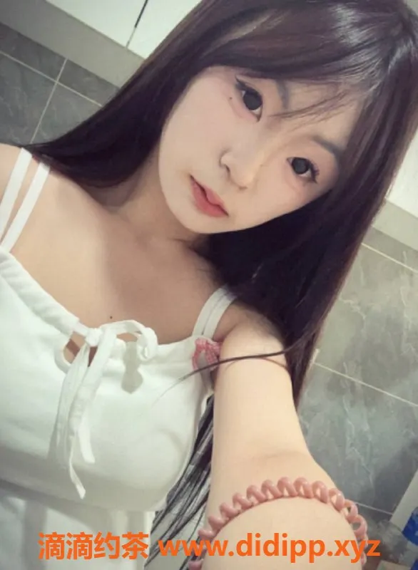 成都楼凤-成华区佳怡，身高168，105斤，大奶服务