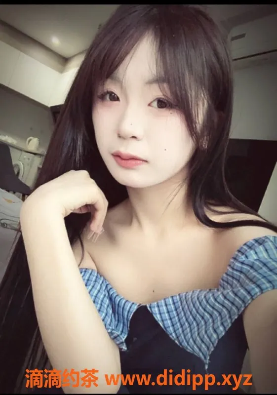 成都楼凤-成华区佳怡，身高168，105斤，大奶服务