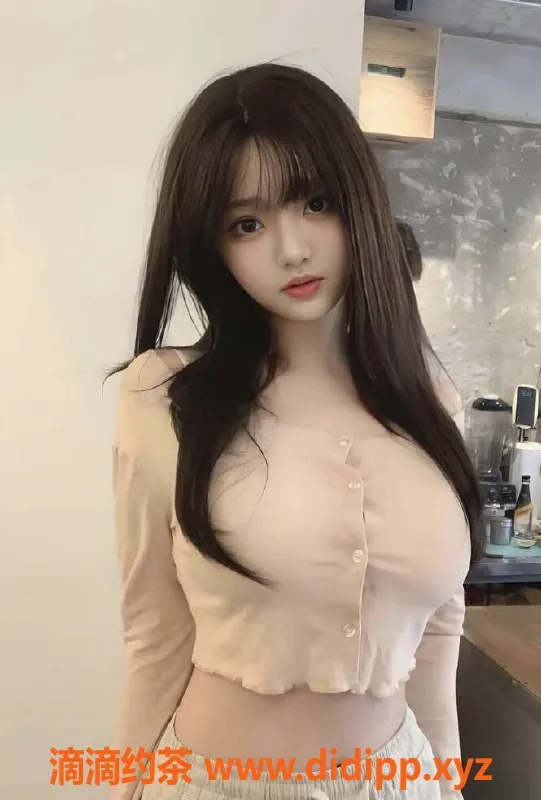 广州楼凤-天河21岁白桃少敏，160cm 45kg 36D