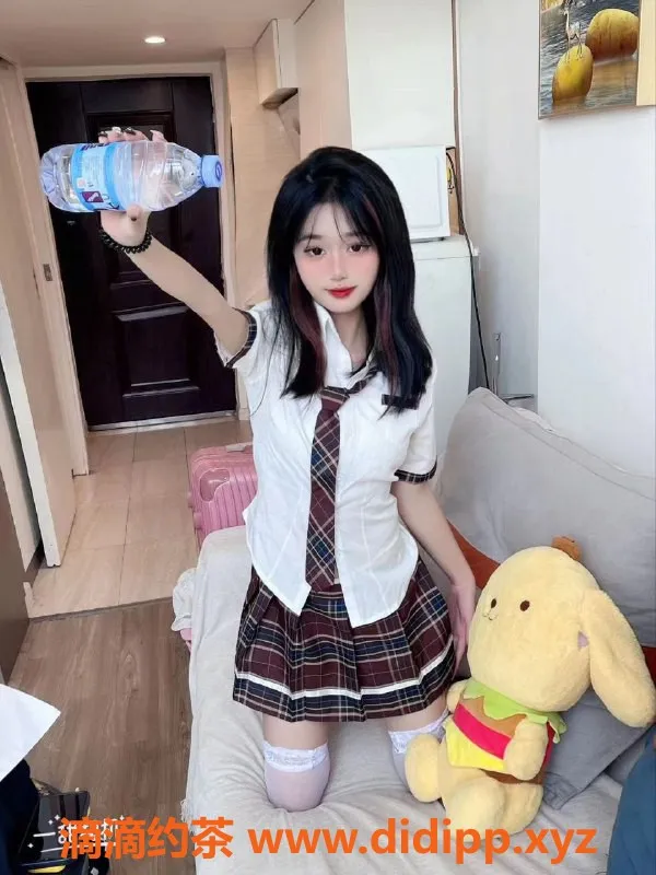 成都楼凤-成都市宝儿，155cm 紧致嫩妹，600元一次