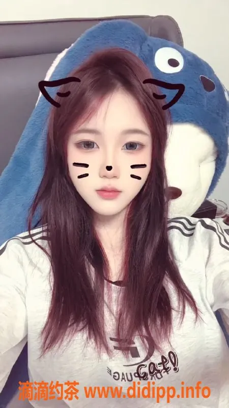 南昌上门服务-青山湖仙仙，162cm 43kg 18岁嫩妹等你来撩！