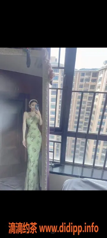 北京楼凤资源信息,京城极品美妆总监，特懂挑逗与情调