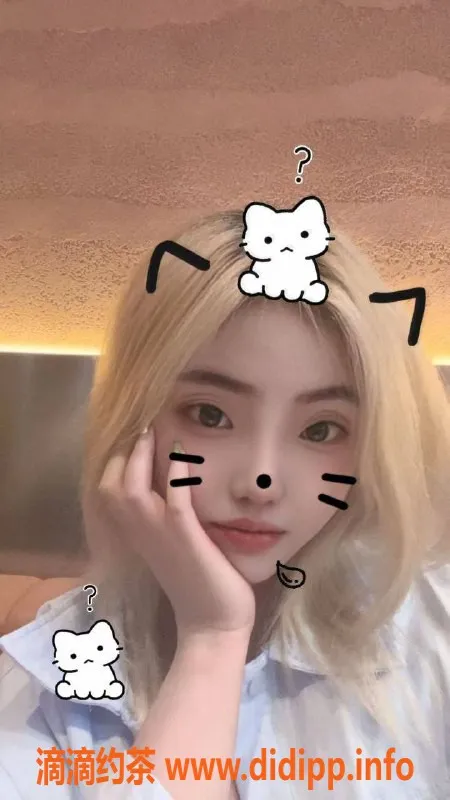 郑州楼凤-二七区25岁妮子，155cm，50kg，激情服务，超值体验