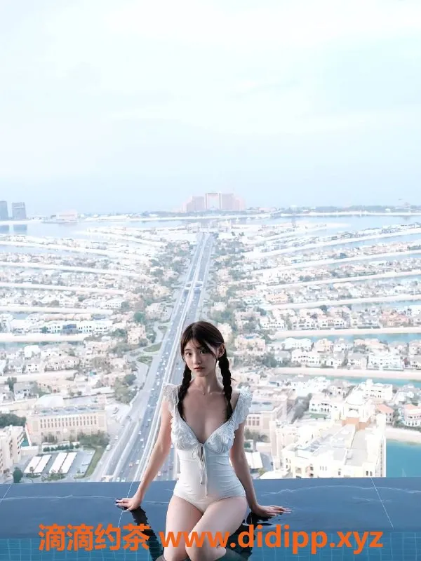 杭州楼凤-小奶猫🐱，19岁清纯可爱，陪浴派对享受