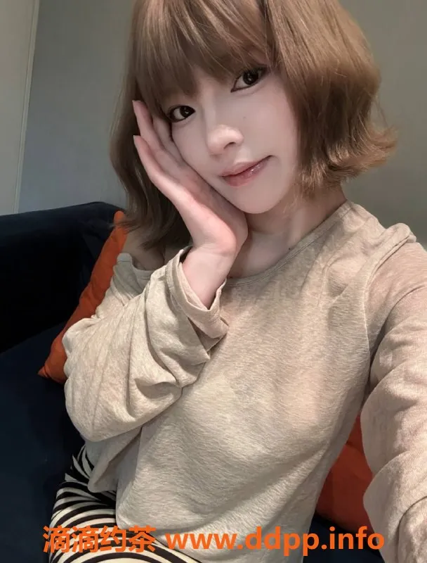 成都楼凤-武侯区漫漫，颜值9.0，服务超赞