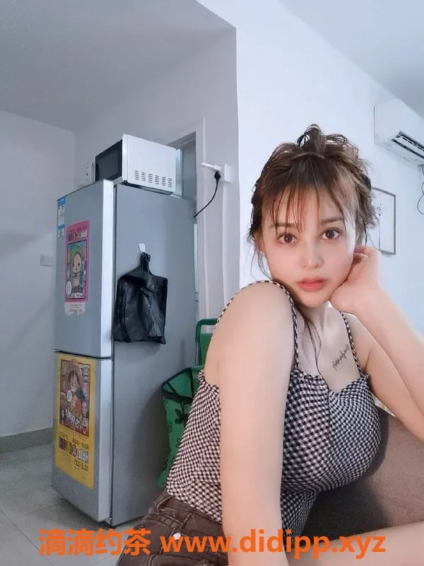 上海楼凤-静安区安然，优雅助兴体验等你来