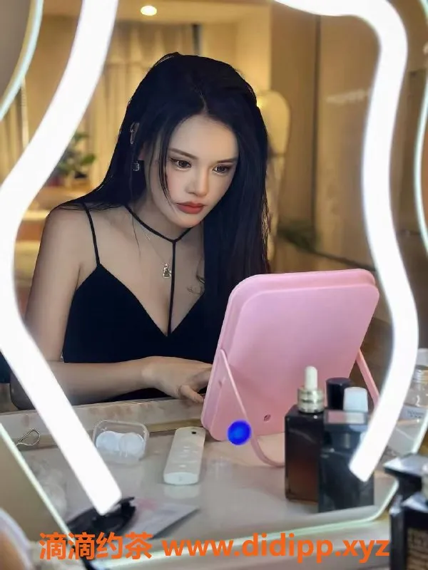 郑州楼凤-二七区涵涵，身材火辣，价格亲民