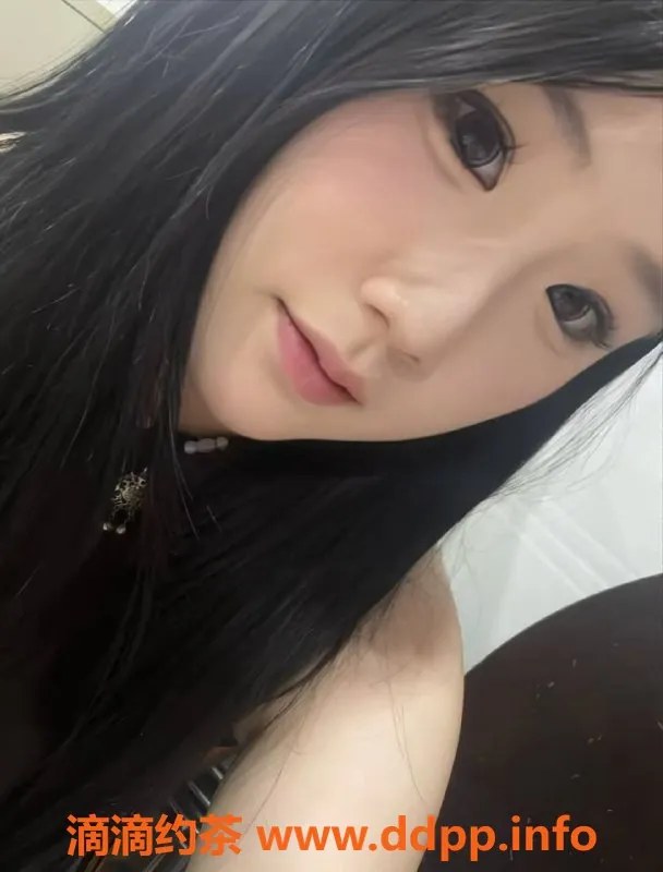 郑州楼凤资源信息,郑州二七区 CC，163cm清纯美女，36C，陪浴服务