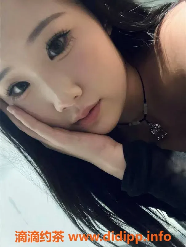 郑州楼凤-郑州二七区 CC，163cm清纯美女，36C，陪浴服务