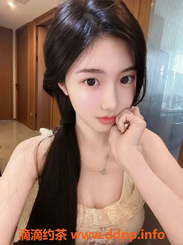 广州楼凤-广州白云22岁念安，166cm 32C，茶水费600元起