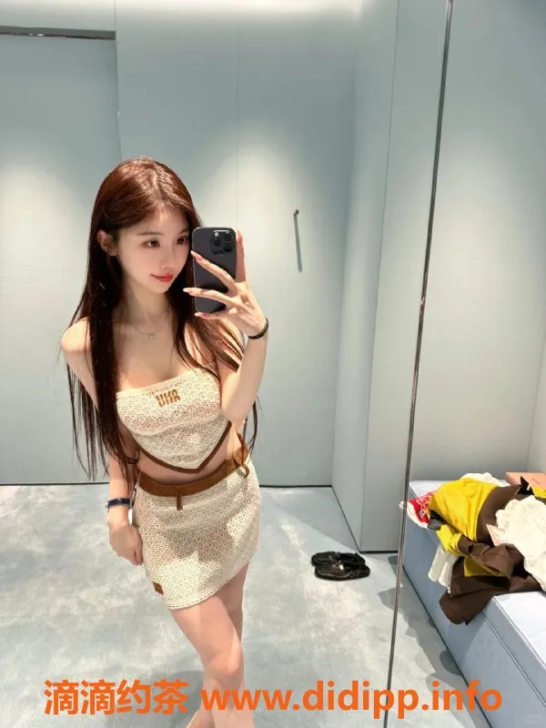 广州楼凤-广州白云22岁念安，166cm 32C，茶水费600元起