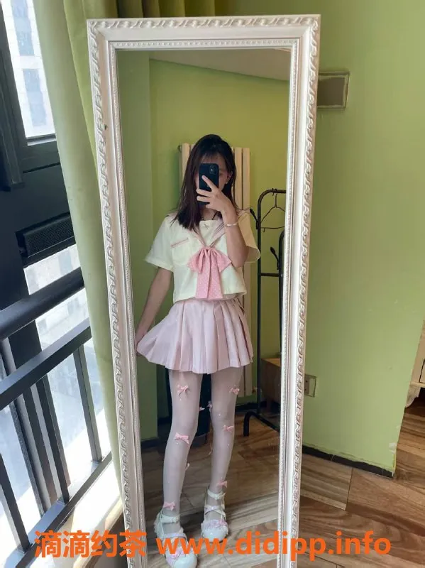 郑州楼凤-郑州小囡 18岁 40kg A罩杯 提供多样服务