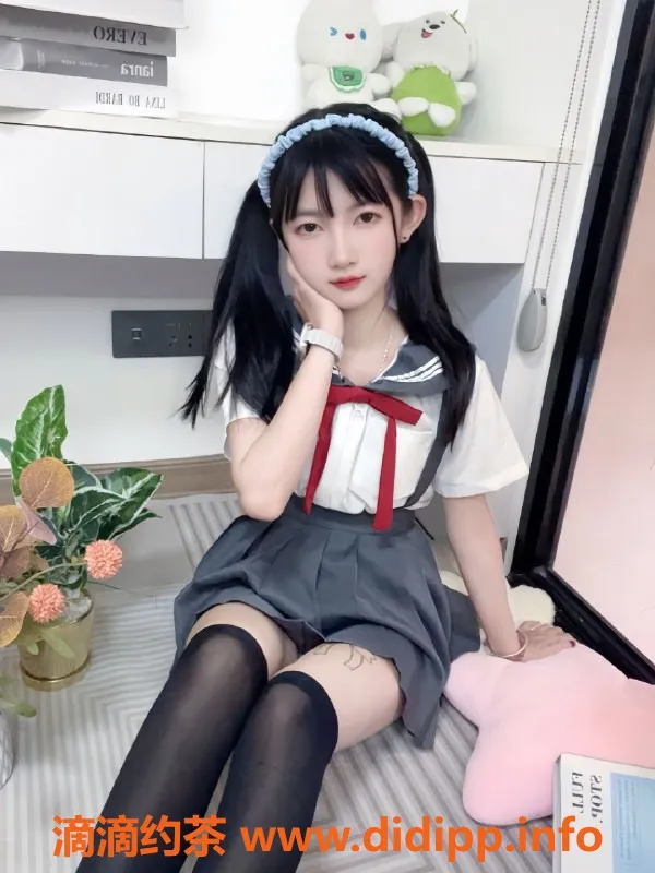 东莞楼凤-小雨，身高165，甜美服务，温柔满分