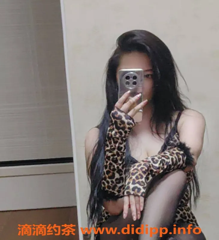 北京楼凤资源信息,朝阳三元桥紫依，163高52重C罩，茶费1K