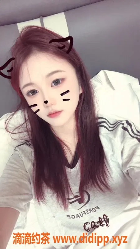 南昌上门服务-青山湖18岁嫩妹仙仙，162cm/43kg，水费700起！