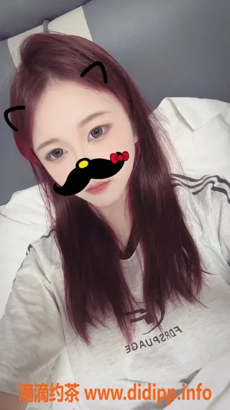 南昌上门服务资源信息,青山湖18岁嫩妹仙仙，162cm/43kg，水费700起！