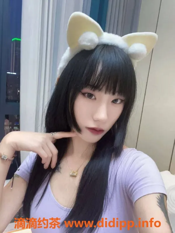 郑州楼凤资源信息,郑州宁宁，21岁40kg，制服诱惑全套服务