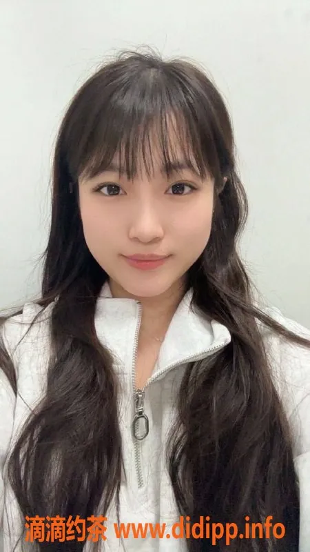 广州楼凤-天河夏润润，课费800-1300，真实视频认证