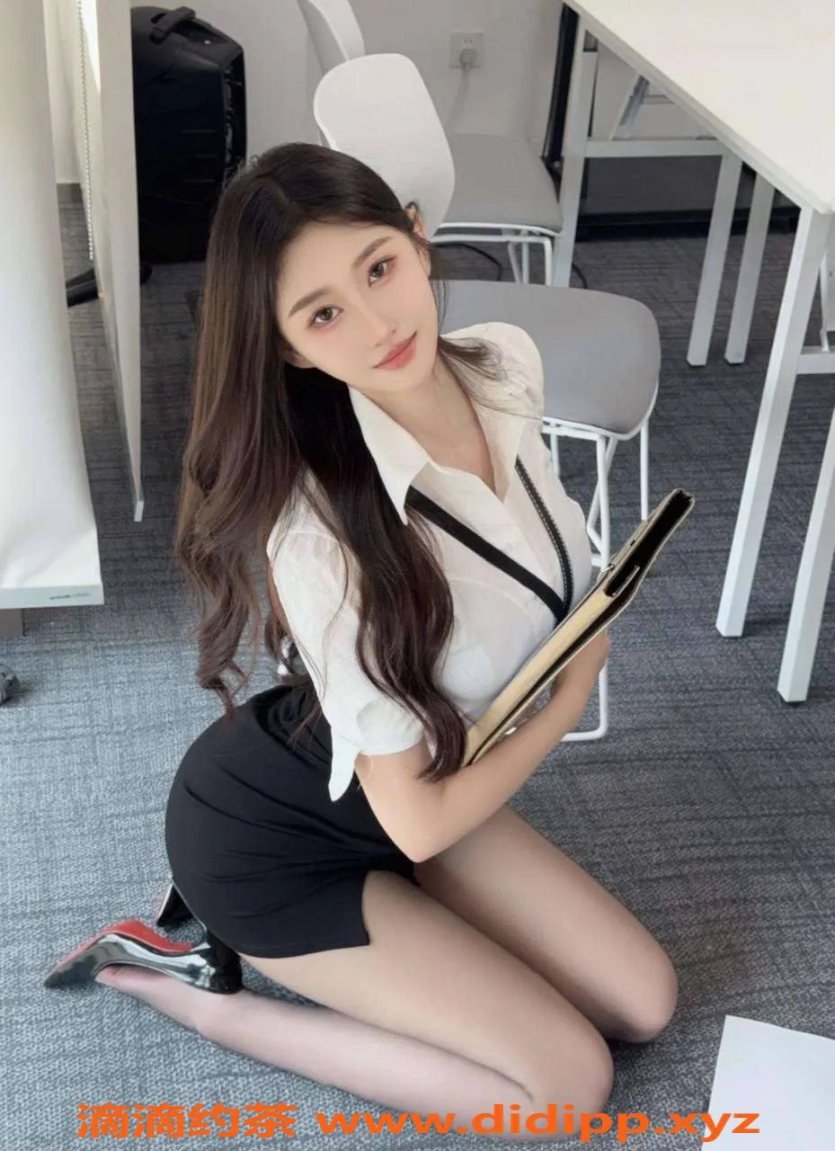 广州楼凤-极品嫩妹兼职性感长腿柔情汁水多听话