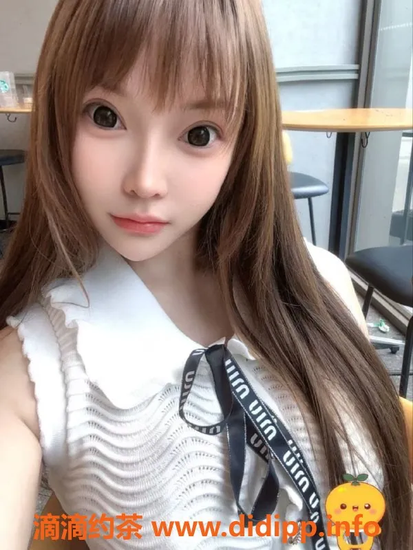 南昌楼凤资源信息,高新御姐妮娜，26岁，160cm，48kg，胸围C，服务多样