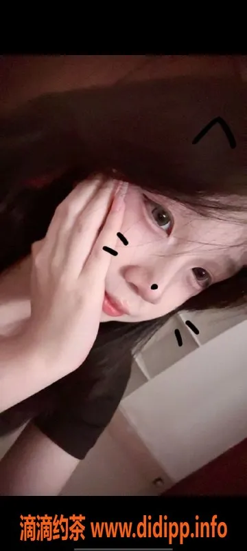 广州上门服务-天河区18岁学生韩雨，160cm 45kg 36C