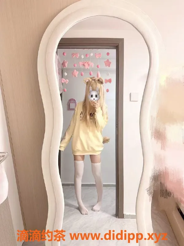 广州上门服务-天河区18岁学生韩雨，160cm 45kg 36C