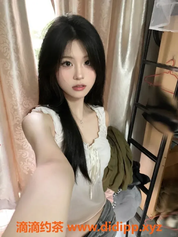 广州楼凤-广州天河灵芸，20岁165cm新秀，精致服务等你体验