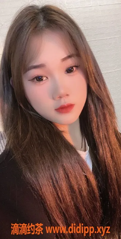 成都楼凤-成都新人玫瑰，19岁，身高170，服务多样，500元一次