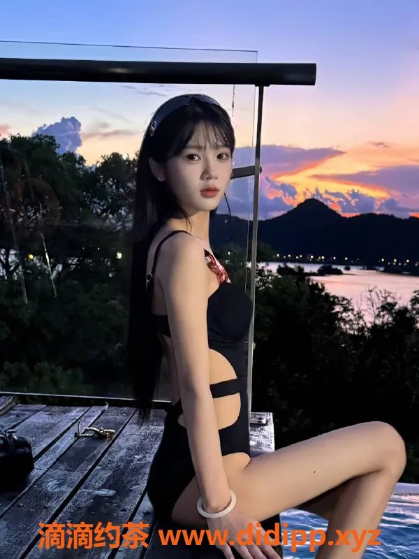 杭州楼凤-上城区雨薇，1200元单次，视频认证可私聊