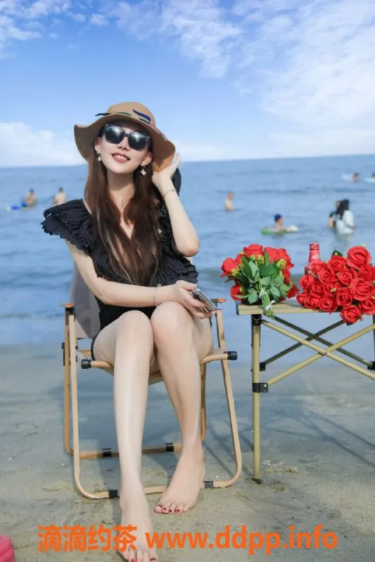 南昌楼凤-西湖南音 168cm D罩杯 29岁高颜值御姐